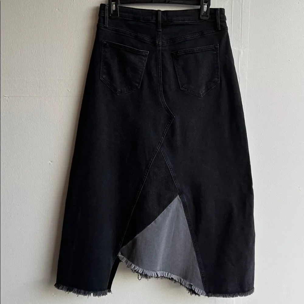 Free People Driftwood Katie Midi Maxi Skirt Denim Black Gray Frayed in Size 28